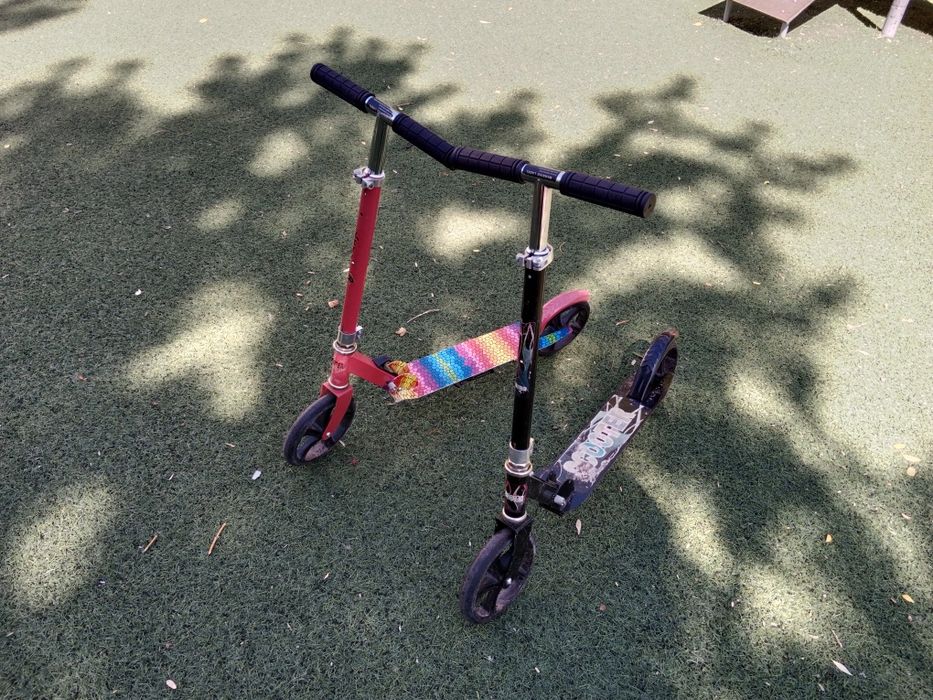 Продам два самоката