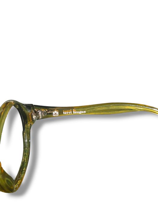 Terri Brogan рамка за очила – стилна и лека