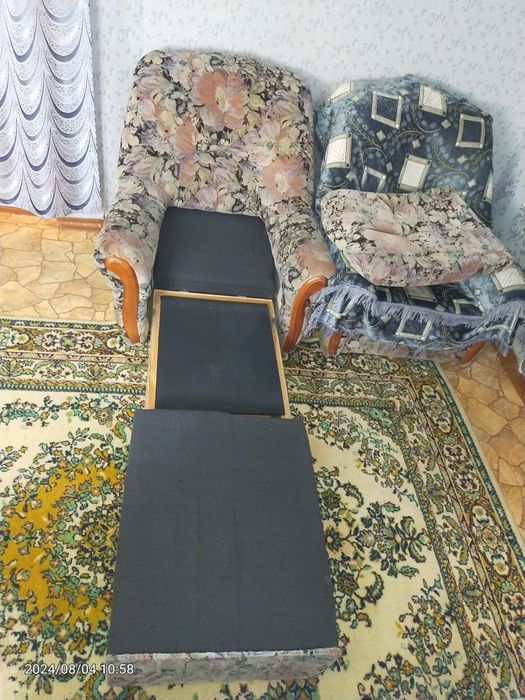 Продам диван и два кресла дивандек в подарок