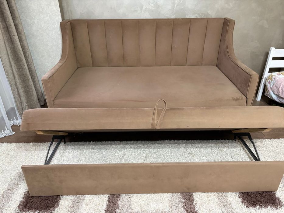 Диван подростковый