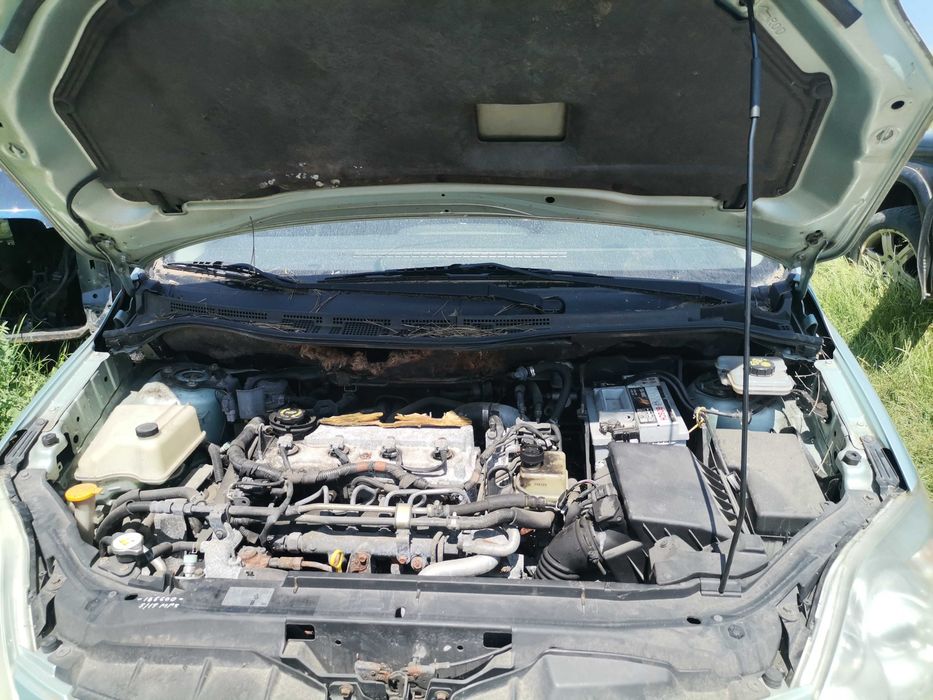 Mazda 5 2.0 Diesel 110 коня на части.