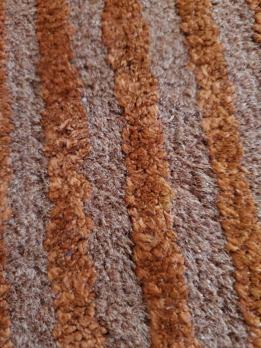 Килим ръчно тъкан