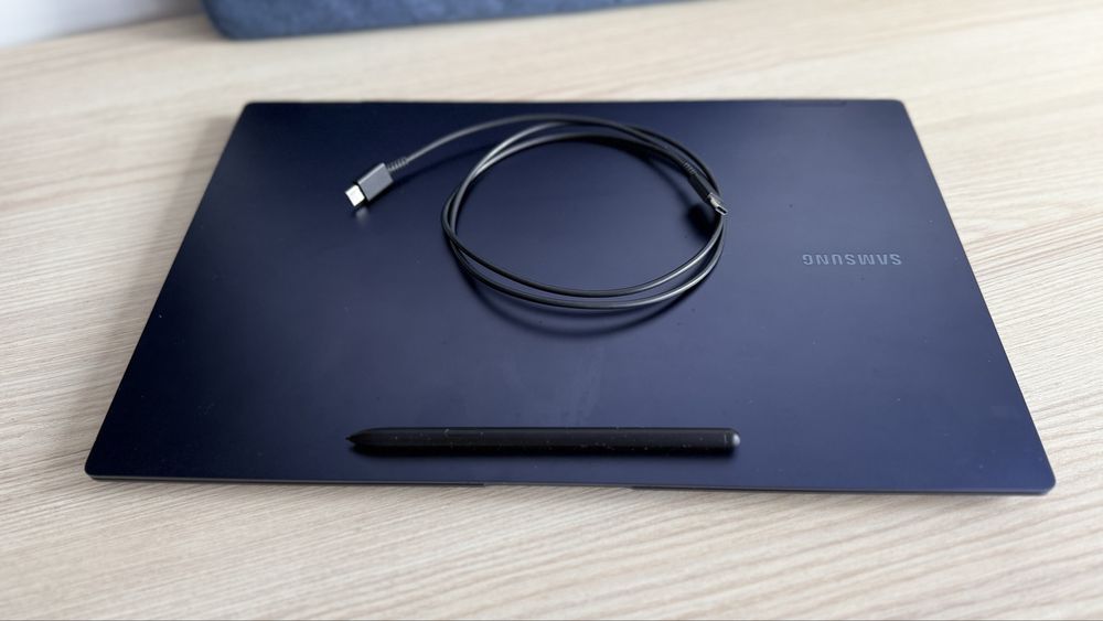 Laptop Samsung book pro