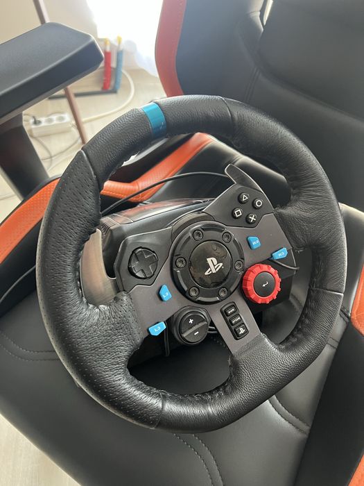 Logitech g29 + ръчна спирачка и стойка