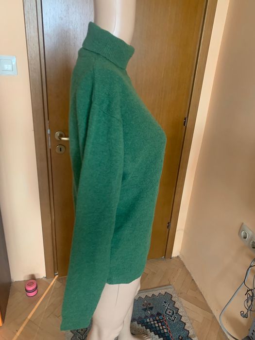 Пуловер 100% агнешка вълна