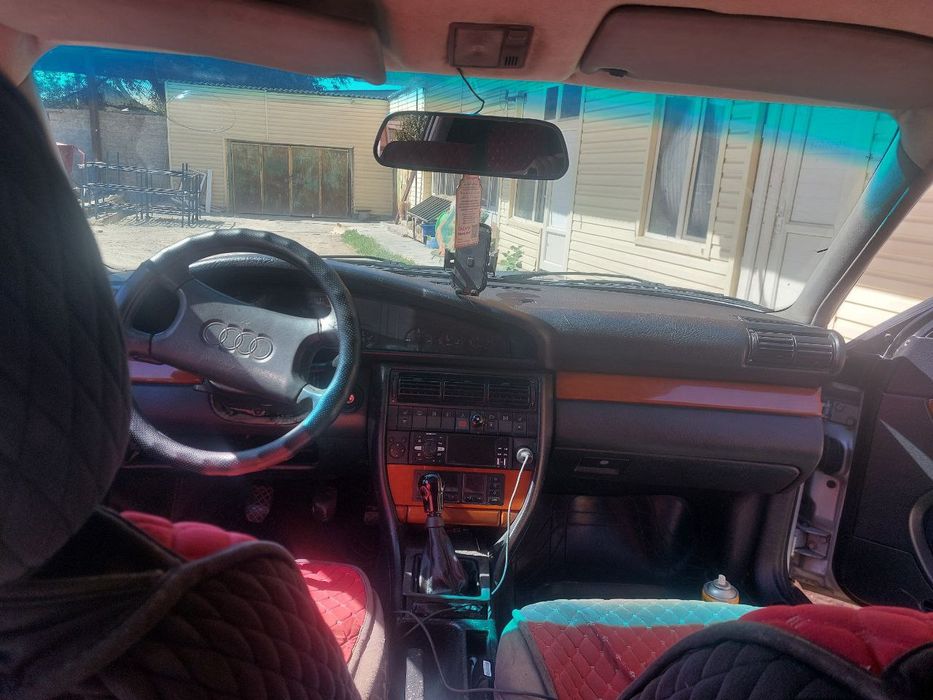 Audi c4 универсаль