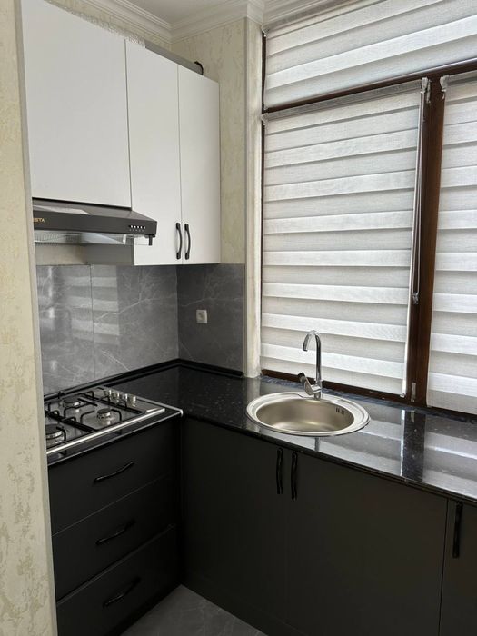 Вокзал.Сдаётся 3х комнатная Люкс в Новостройке.KARAVAN ,магазин