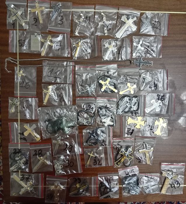 Медицинска стомана Кръстове и ланци