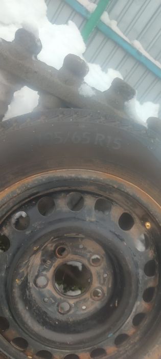 Продам зимнюю резину