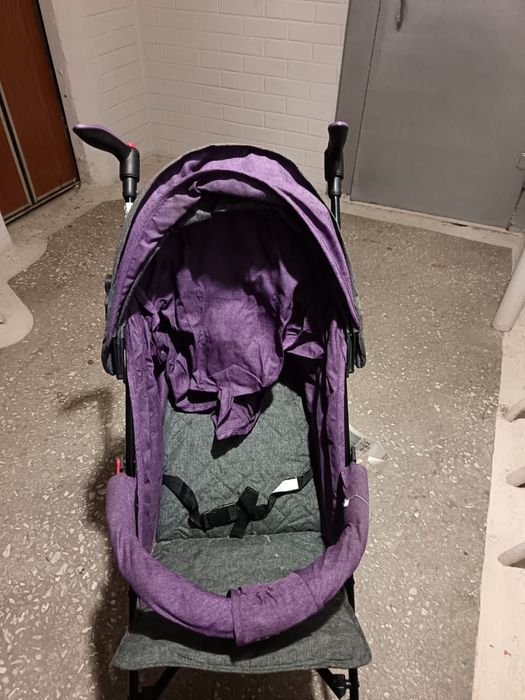 Продам коляску детскую трость