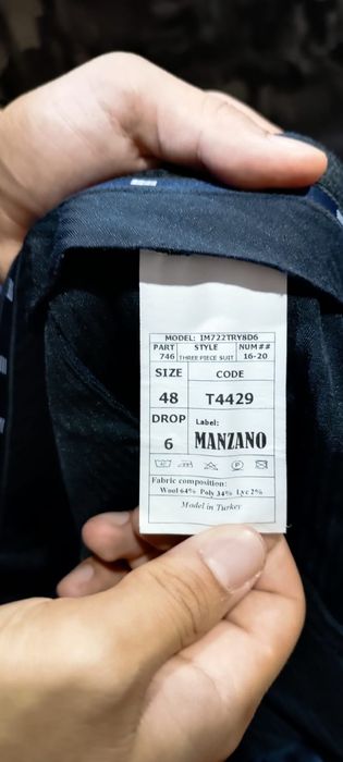 Продам костюм с брюками.