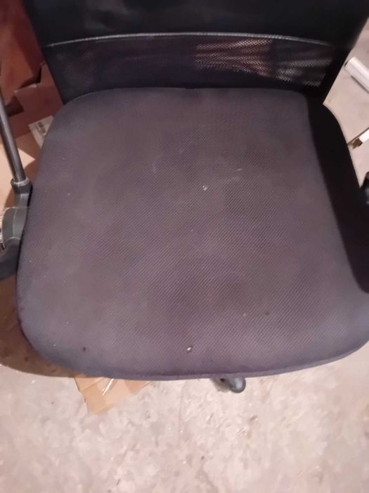 Офис стол с подлакътници