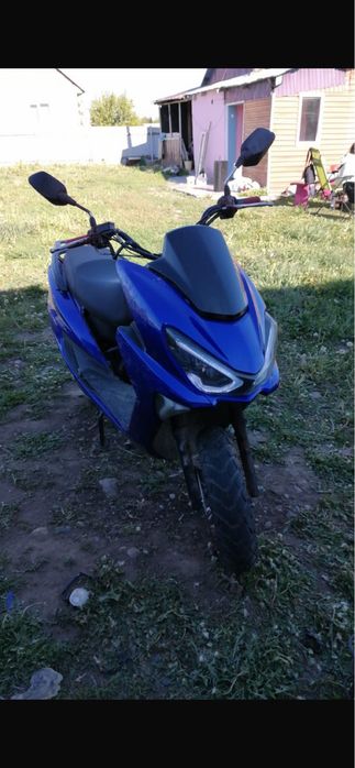 продам скутер 150cc GY6