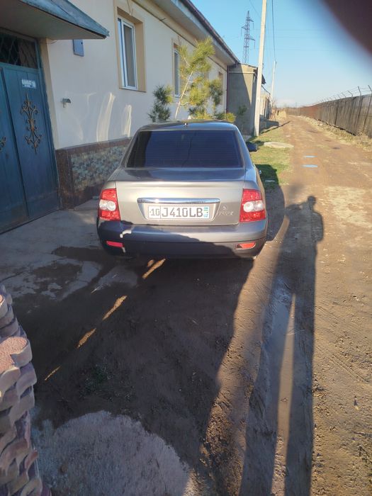 Автомобил сотилади