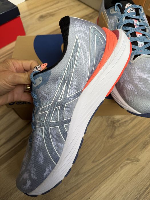 Оригинални нови Мъжки маратонки ASICS GEL-CUMULUS 23! 50,5 н