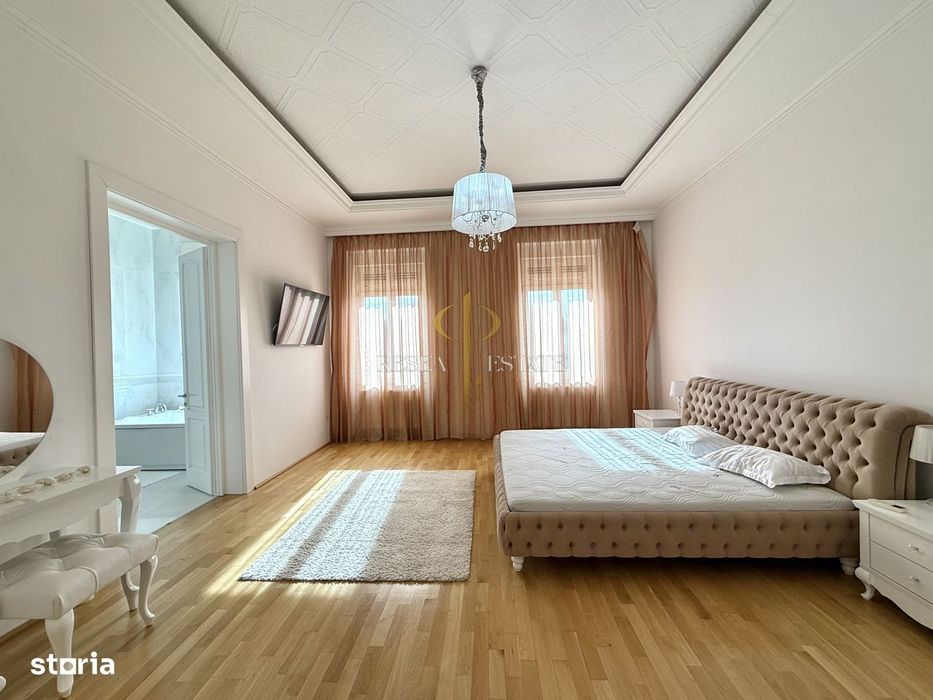 Apartament 3 camere în vecinătatea Parcului Poporului–Cladire Istorica