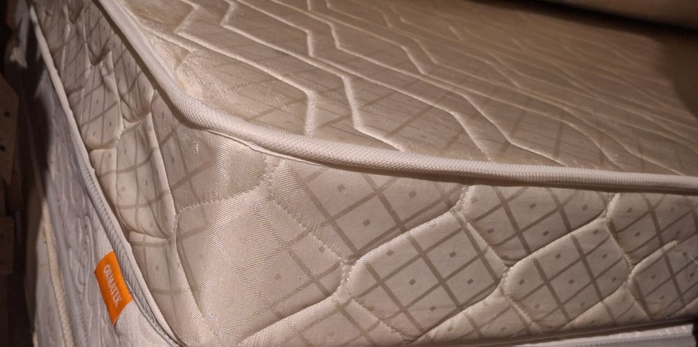 матрас сатылады.