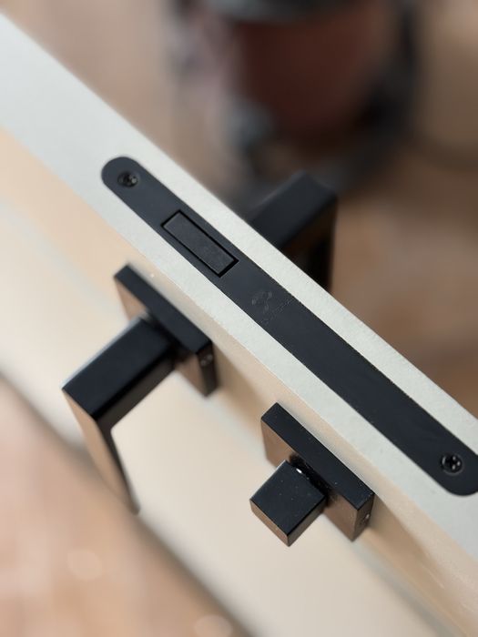 Установка дверей