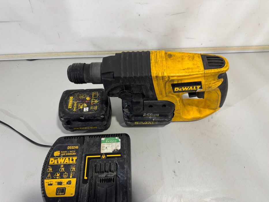 Перфоратор - Dewalt 24 V