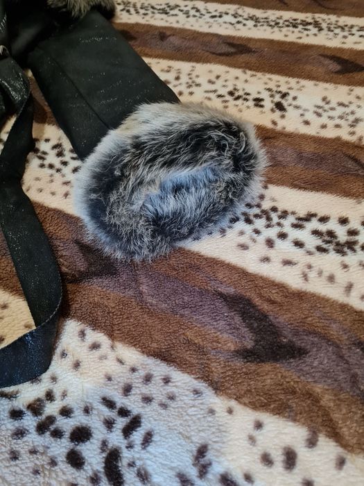 Продам женскую дубленку