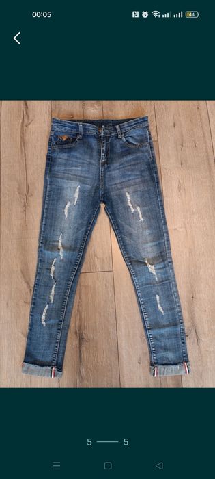 Продам джинсы б/у