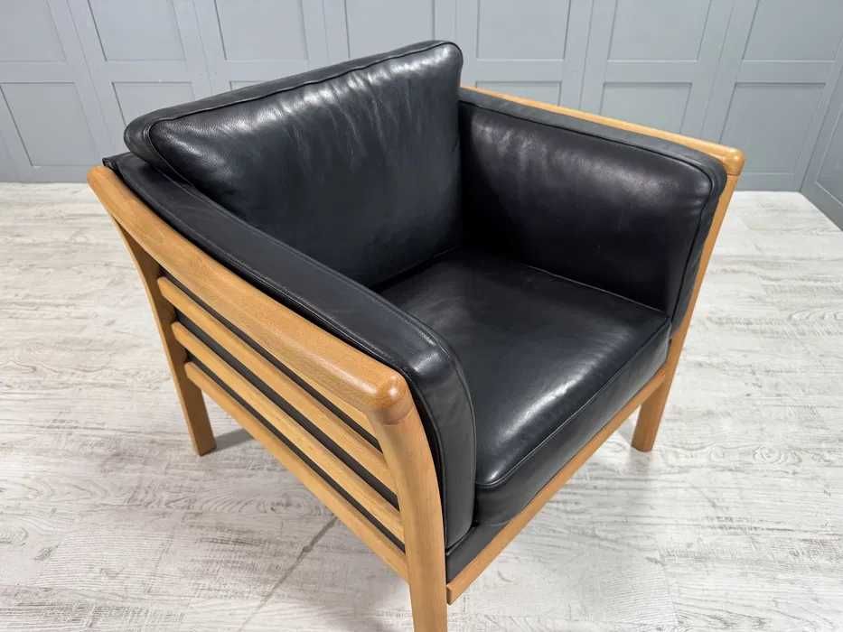 Кожено датско кресло - фотьойл SKALMA Д1139-Д