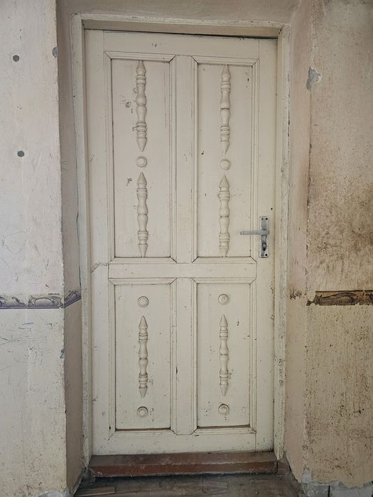 Эшиклар сотилади