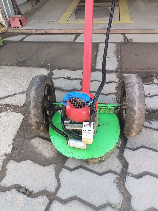 Продам касилку б/у