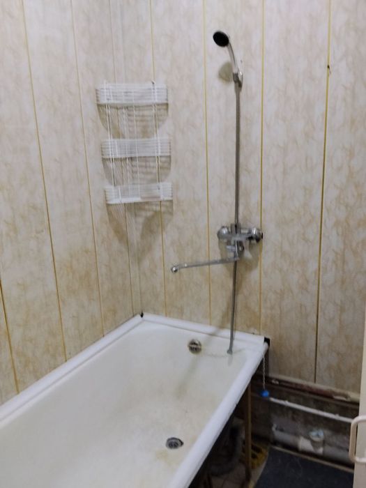 Uy ijaraga beriladi 6-mkr manzil narxi 2mln 300