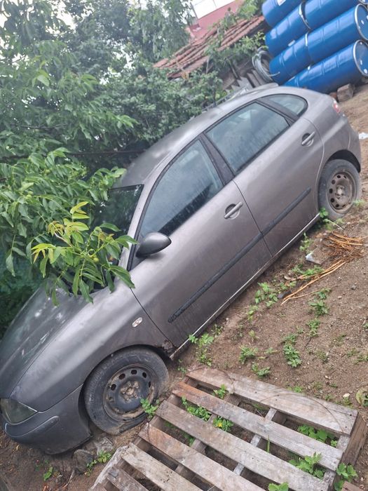 Vand auto pentru voucher Rabla