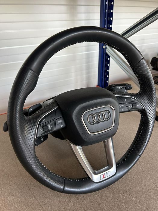 Волан с пера S linе Audi Q5