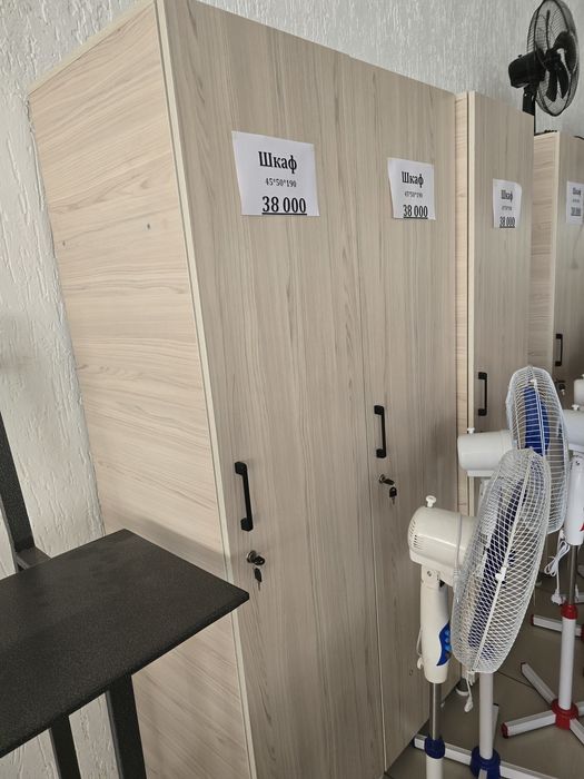 Продаётся шкафы новые