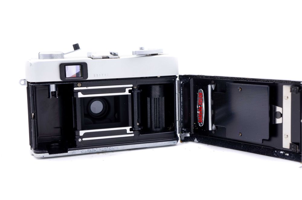 Aparat foto film Konica C35