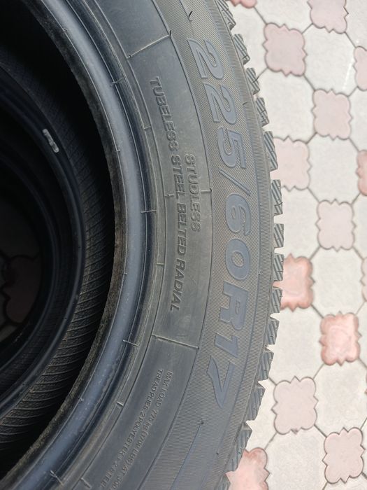Продам шины почти новые