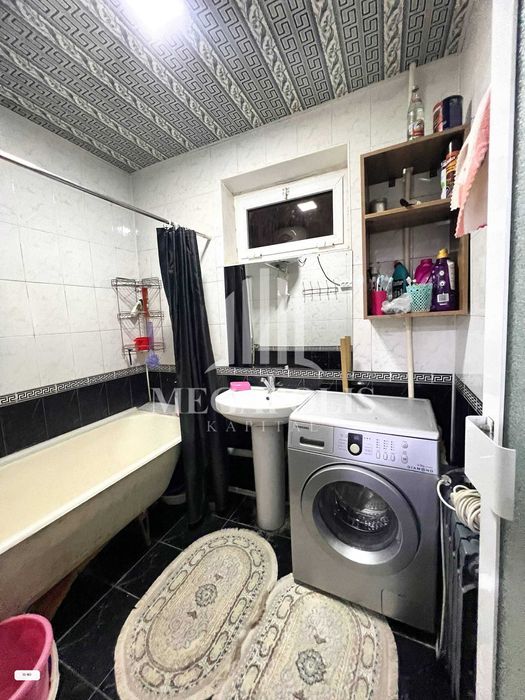 Buxoro 5-mikrorayonda 2 xonali kvartira arzon narxda sotiladi. №482