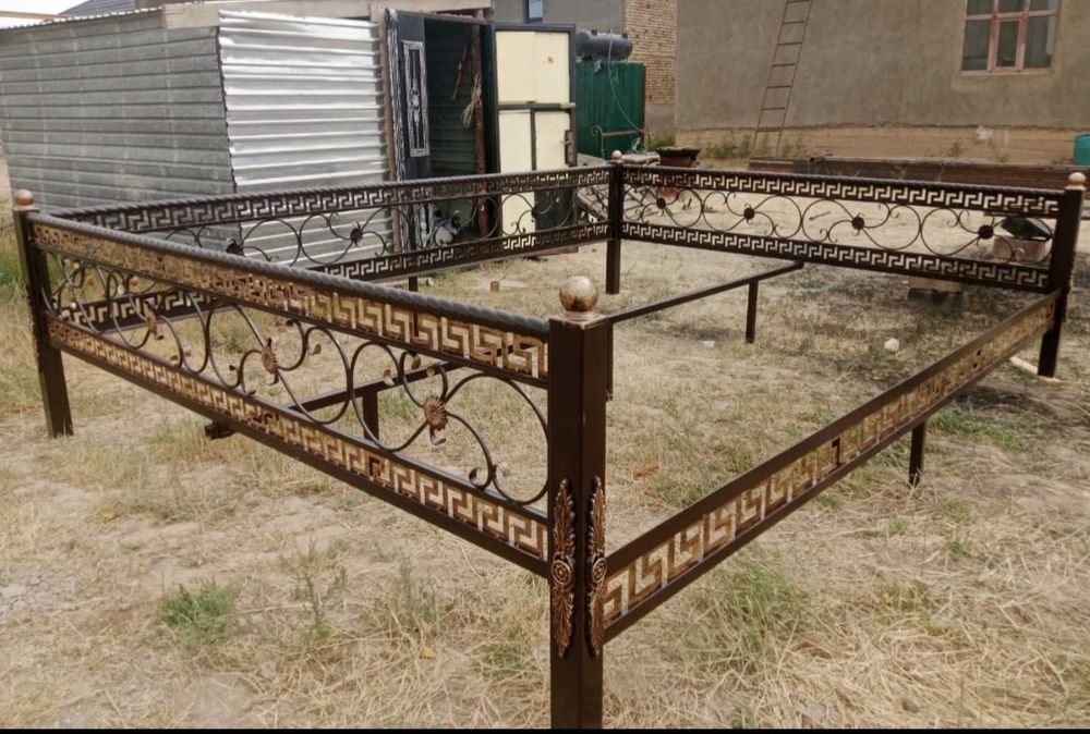 Тапчан с ковками размеры 3/4