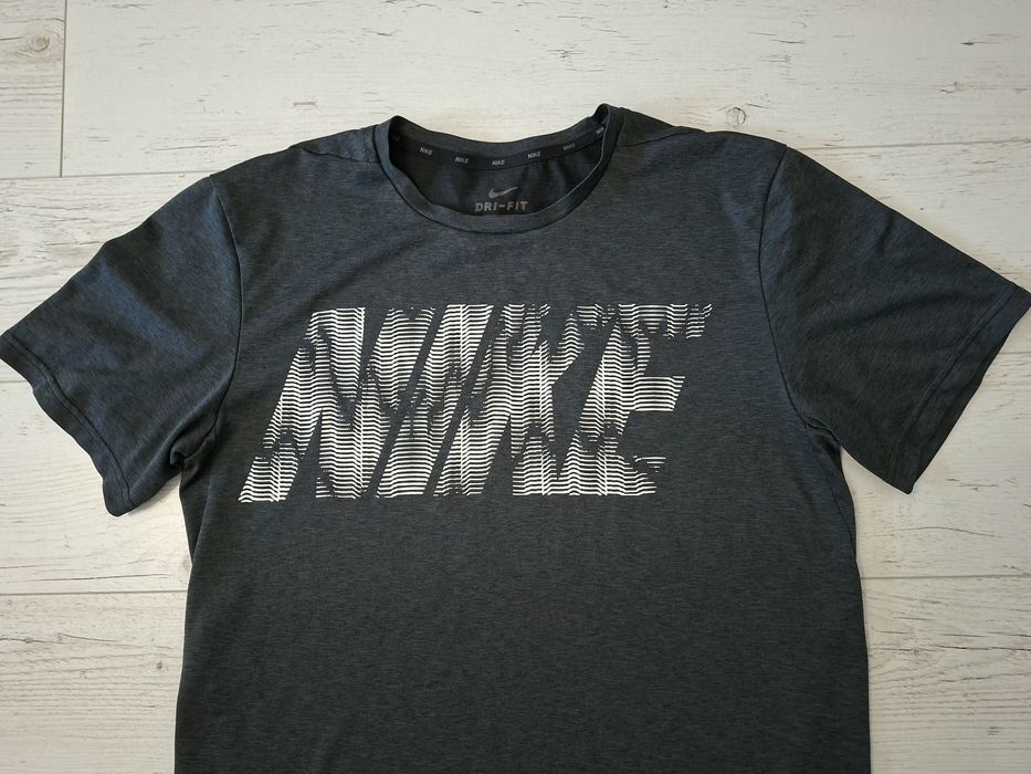 Nike Dry Fit-Ориг. Тениска