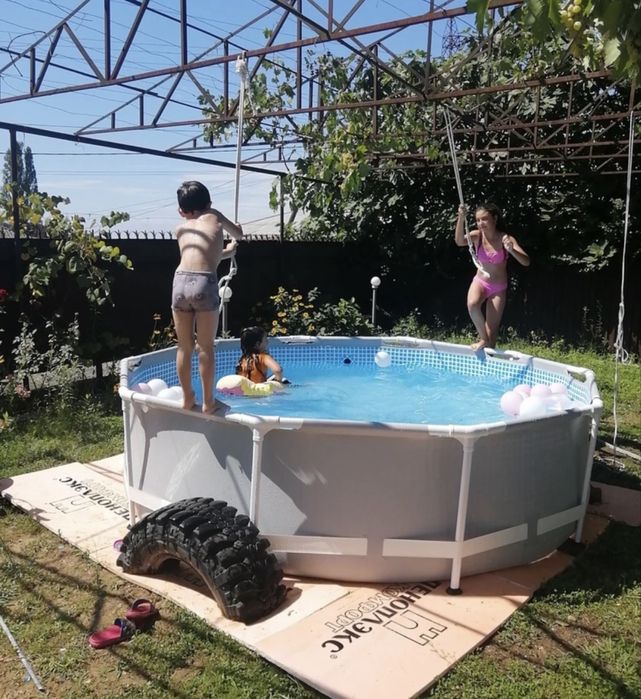 Бассейн для дома