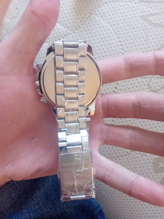 Часовници 1 Quartz и 2 SOKI