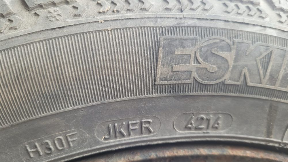 Железни джанти със зимни гуми