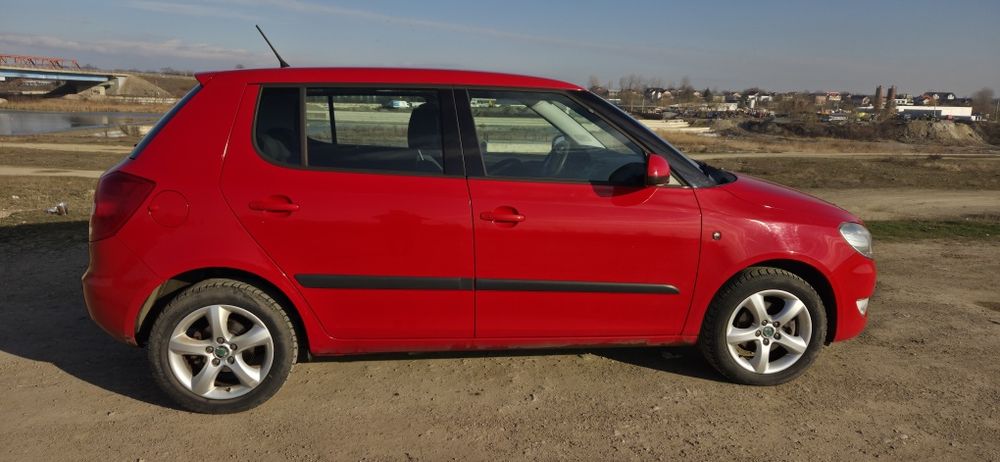 Skoda Fabia septembrie 2012 / 1, 2 TSI-proprietar-84.000 km