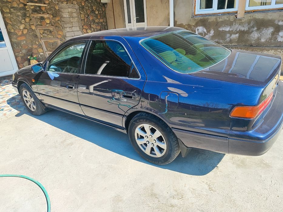 Продается Камри 20