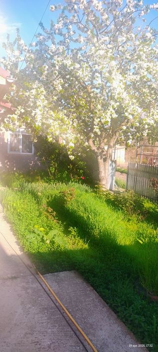 Casa de vânzare cu teren