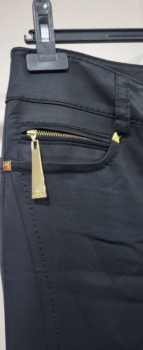 Женские брюки черные