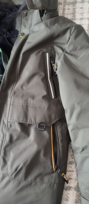 Продам куртку б/у зима,на подростка.