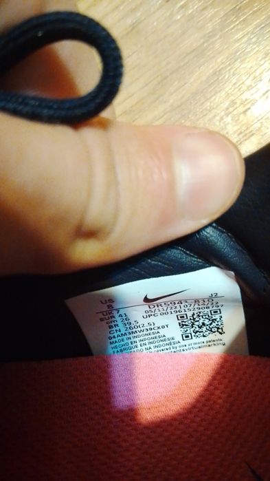 vand crampoane nike aer zoom
