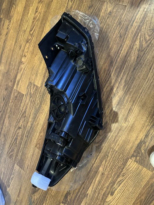 Фара левая Hyundai Tucson