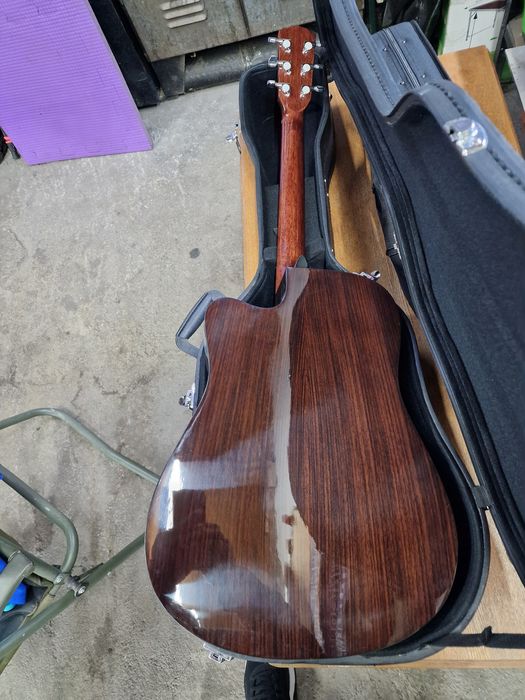 Гитара акустическая