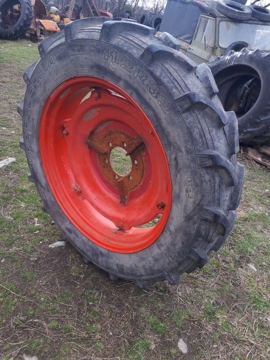 Anvelopa cu janta 11,2R32 tractor