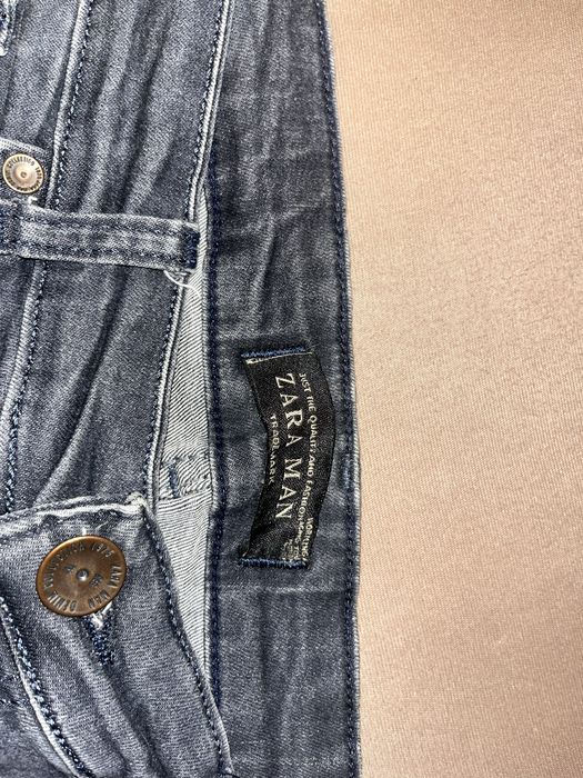 Pantaloni scurti de blugi